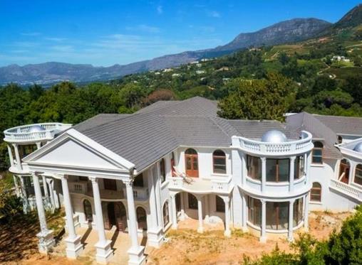 Hot properties going under the hammer in Cape Town 