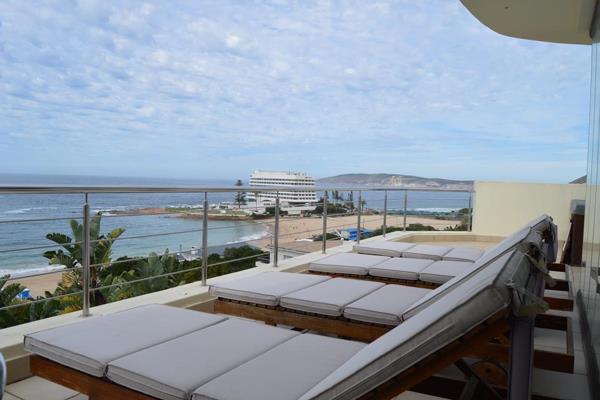 4 Bedrooms/4 Bathrooms - Sleeps 8 + Flat Sleeping 2. Sleeps 10 max. 

Upmarket Holiday Villa overlooking Central Beach with stunning ...