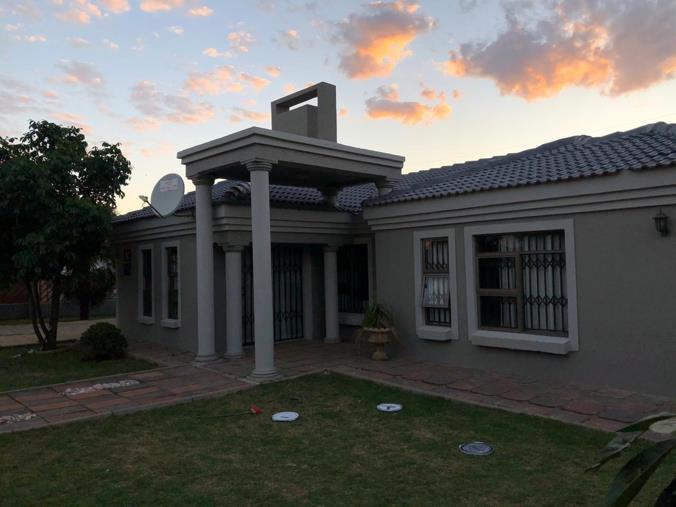 3 Bedroom House for sale in Spruit View