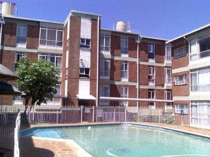 2 Bedroom Apartment / Flat for sale in Kempton Park Central