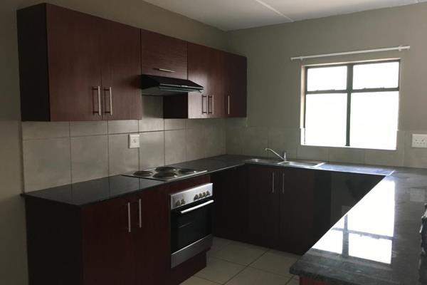 2 bedrooms fully tiled and BIC
2 bathrooms -one with shower, toilet and basin
                        -main En-suite with bath ...