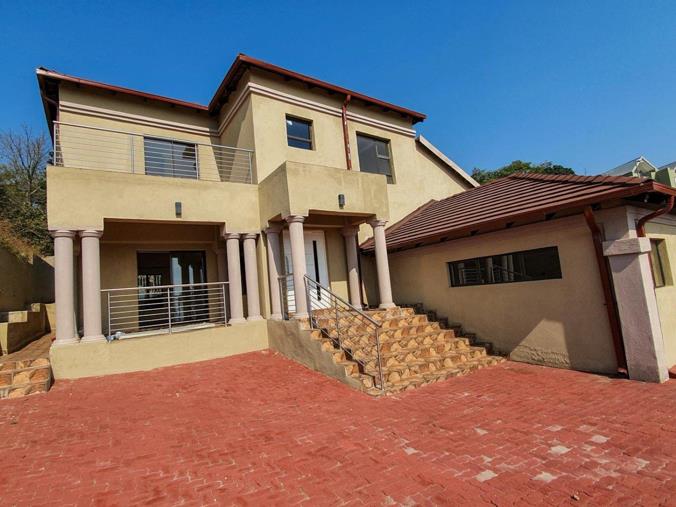 5 Bedroom House for sale in Nelspruit Central