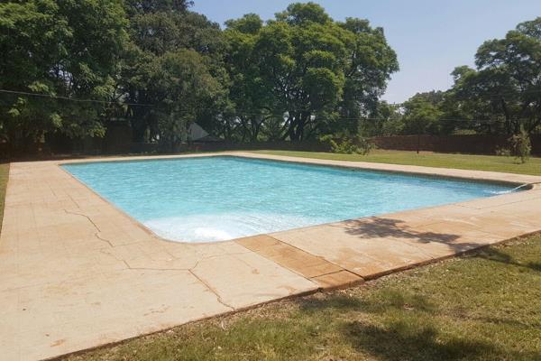 Price reduce!!!!

A well known 20.2 ha, holiday resort in the frost free area of Vissershoek, De Wildt. 8 km from ...