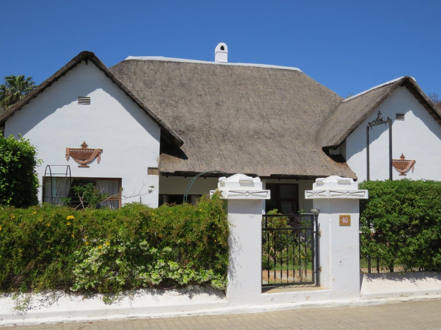 3 Bedroom House for sale in Montagu P24109009463