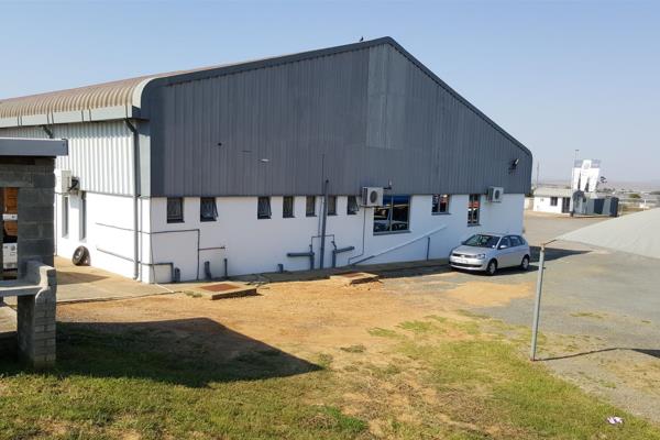 This prime industrial property is for sale. It is zoned as General Industrial and thus can be utilised as a workshop, light industrial ...