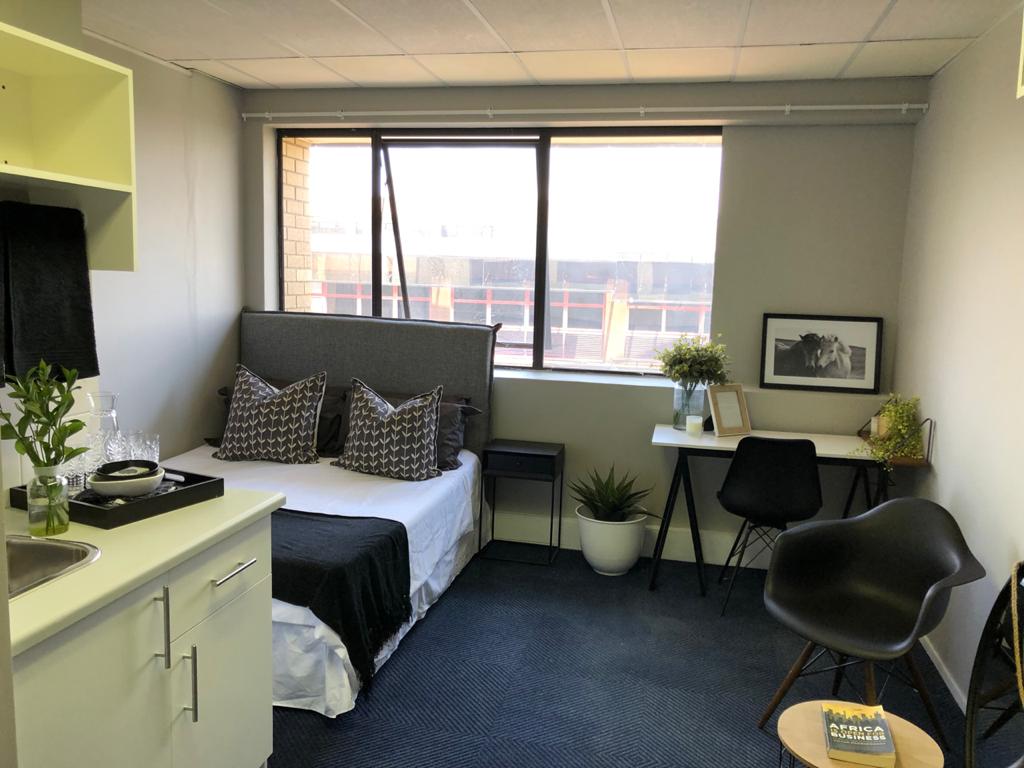 0.5 Bedroom Apartment / flat to rent in Randburg Central 32