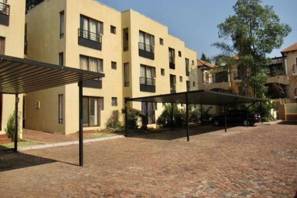 Unfurnished compact ground floor apartment in Sandton CBD. 

Apartment comes with
1 Bed 1 bath (shower in bath)
Open plan lounge and ...