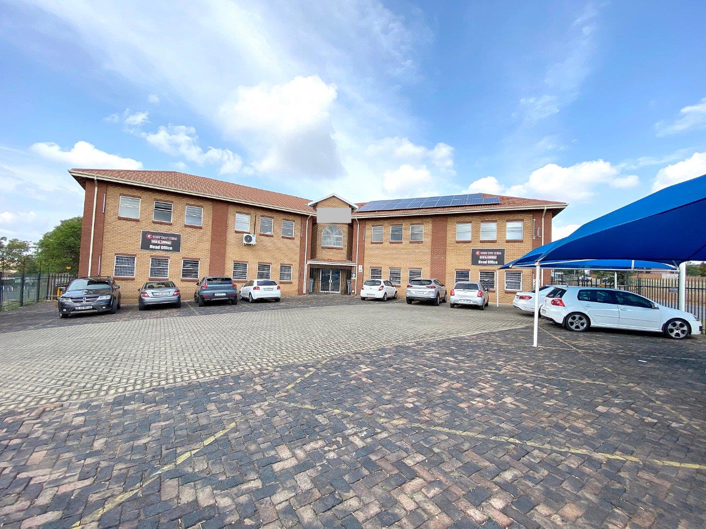 Commercial property for sale in Horison Park 141 Ontdekkers Road