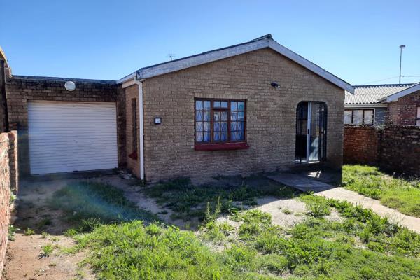 Home available 1 February or 1 March 2025  . Property is in a quiet circle in Ext 33 ...