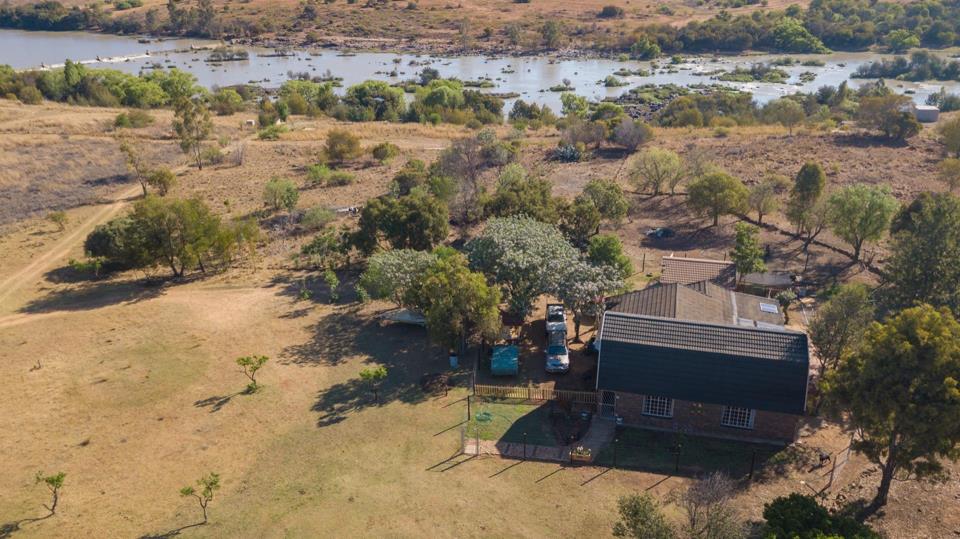 Farm for sale in Deneysville - P24-109233341