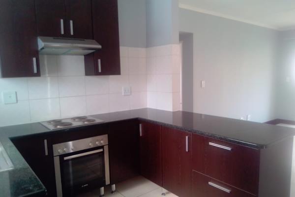 Lovely first-floor apartment in the sought-after Phoenix View Estate, Noordwyk ...