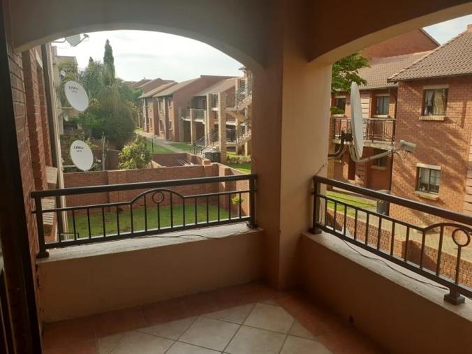 2 Bedroom Apartment / Flat to rent in Eco Park Estate