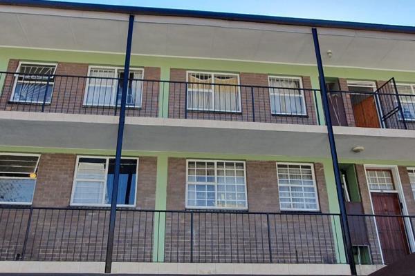 Comfortable and spacious room to rent in Turffontein at Turf Centre, 82 Tramway Street. ...