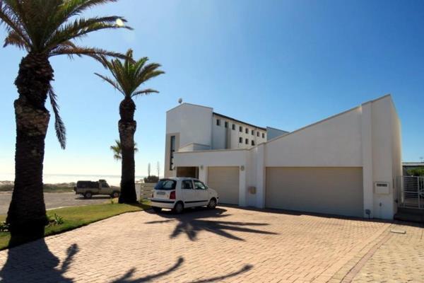 7 Bedroom House For Sale In Van Riebeeckstrand Strand Road P24 109320042