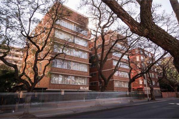Penthouse 

Welcome to the heart of Sunnyside!

Recently refurbished with completely ...