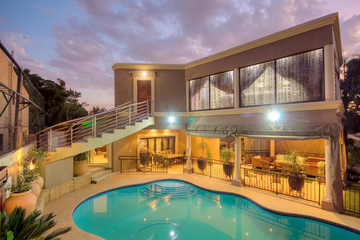 10 Bedroom House for sale in Morningside Manor P24109413316