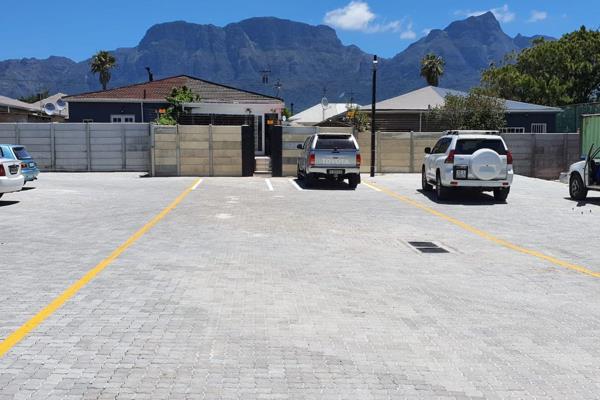 Up to 950m2 of Paved Yard space available to let in Claremont.