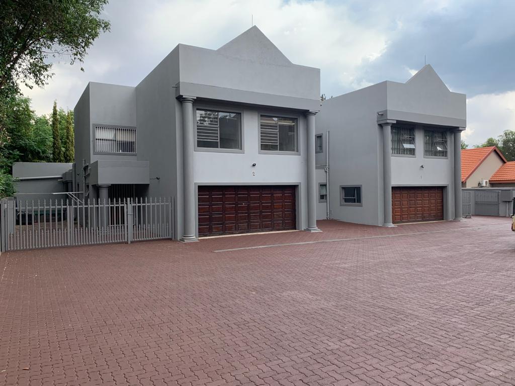 Three Rivers Property Townhouses to rent in Three Rivers