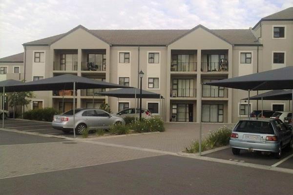 Close to public transport, the new Brackenfell Shopping Centre, Pick n Pay Hyper Market and walking distance from both Brackenfell ...