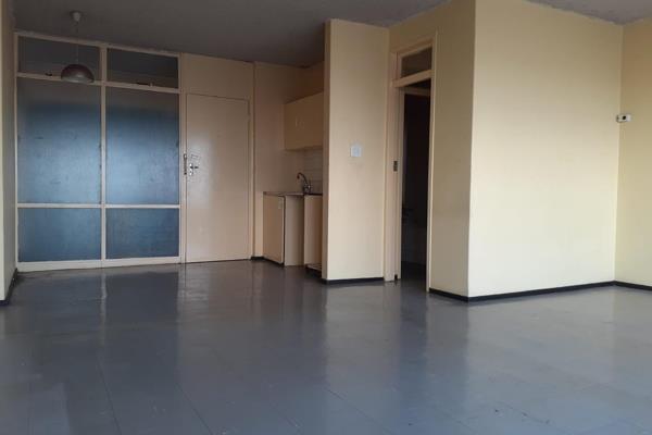 This bachelor apartment is in a safe and secure building with 24/7 onsite security, It ...