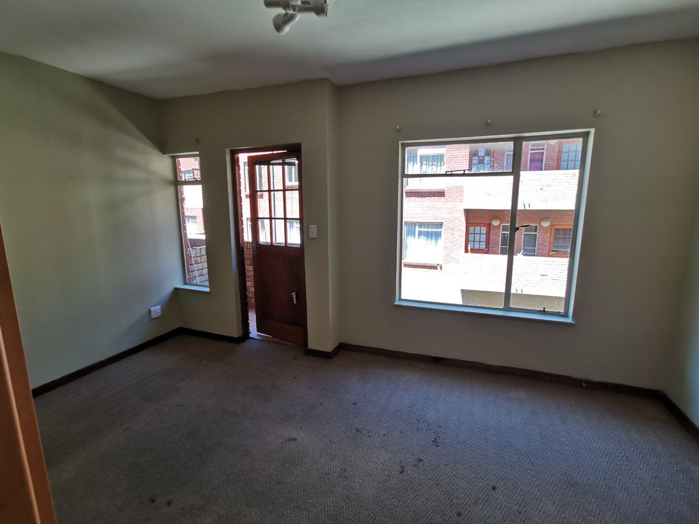 0.5 Bedroom Apartment / flat to rent in Auckland Park 28 Stanley