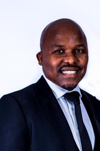 Sizwe Mlungwana - PRINCIPAL