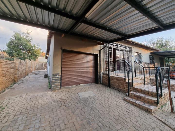 Listing number: P24-117371594, Image number: 2