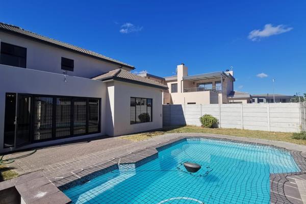 Modern 4 bedroom double storey home comes with modern kitchen, dining, lounge , covered braai area , guest toilet , guest bedroom ...