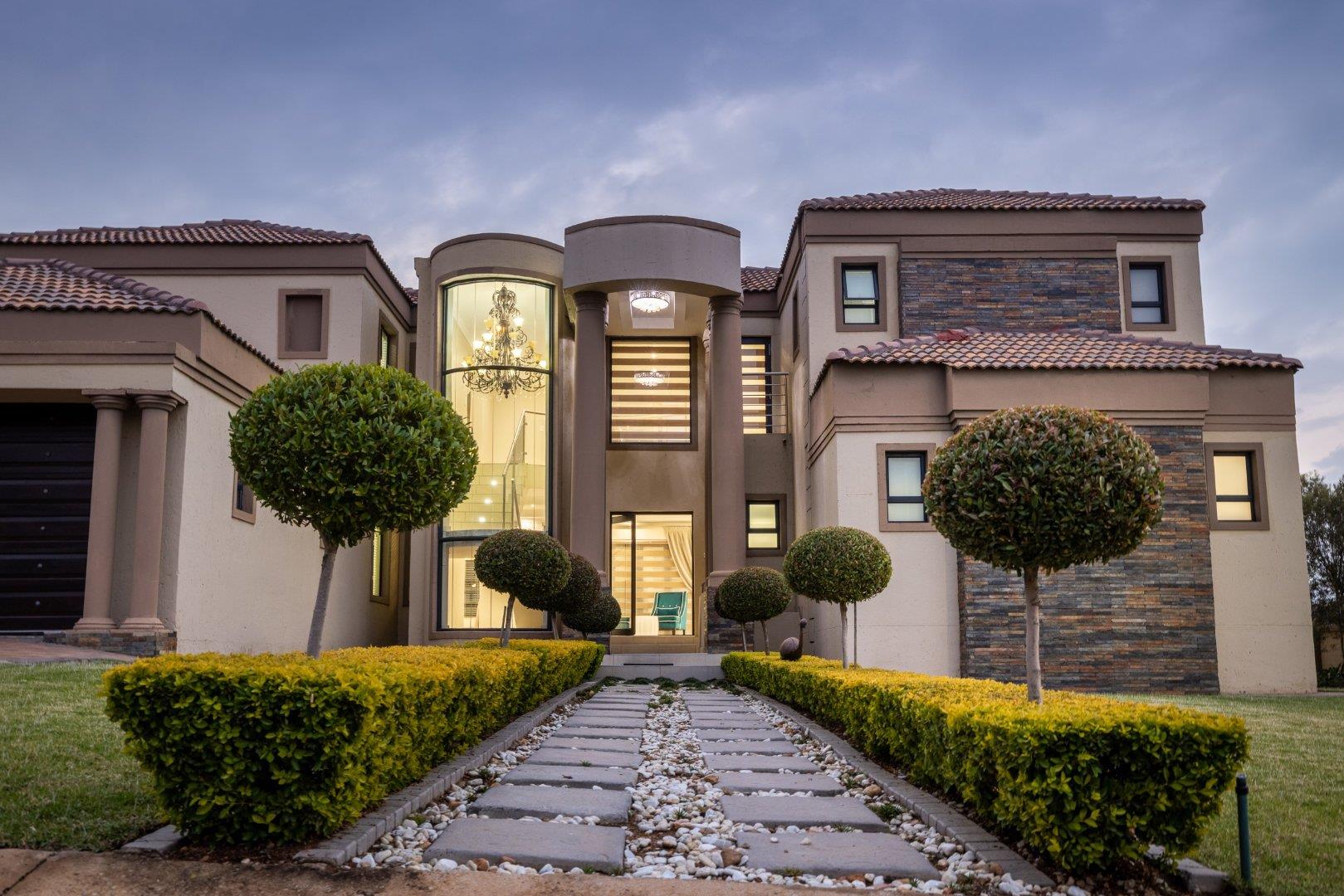 Blue Valley Golf Estate Property Property and houses for sale in Blue