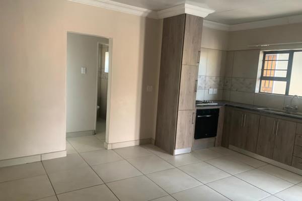 This is a newly renovated 2 bedroom flat. Immediately available