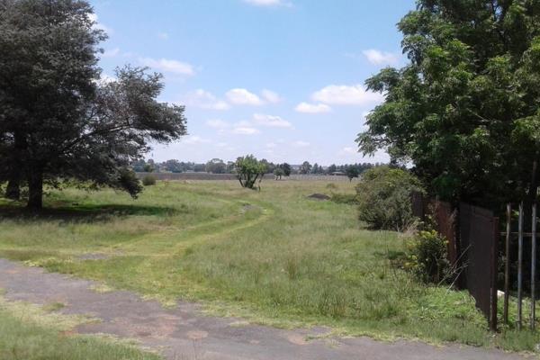 This is a perfect located site ready for developing a shopping mall with a petrol ...