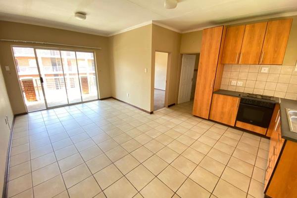 Bedroom Apartment flat to rent in Universitas Jim Fouche