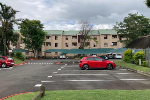 Secure Apartment at Sandhurst for rent, close to schools and all amenities.
This unit ...