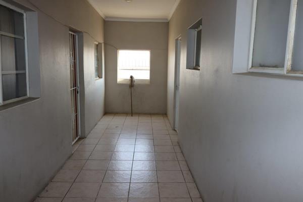 Eight (8) flats and one supermarket for sale in Heidedal and you get all this in one BIG sale. 
The property has a double Storey and ...