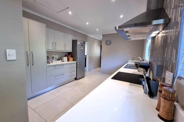 Tucked away in a quiet cul-de-sac in sought-after Briza, this 3-bedroom home enjoys a peaceful setting with minimal passing traffic. ...