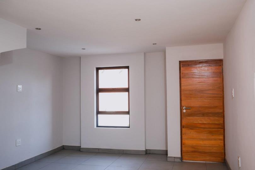 Listing number: P24-117396448, Image number: 3