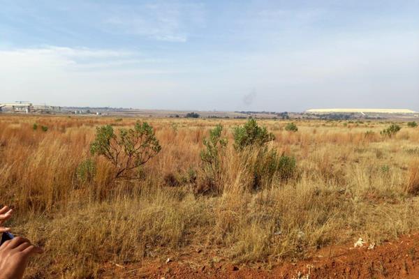 Well situated 2.1 HA vacant plot in Stesa.
Perfect for investment and development.

Call today for a viewing!