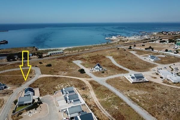 HARBOUR LIGHTS– ST HELENA BAY

This large vacant stand is located close to the St ...