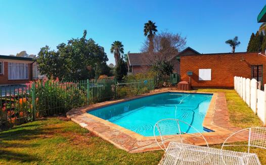 Townhouses For Sale In Centurion : Centurion Property : Property24.com