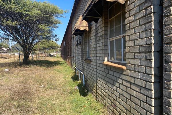 Are you looking for a Industrial property where you can grow your business in Louis Trichardt?This property can be found in the ...