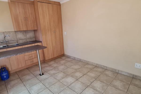 This beautiful Bachelor&#39;s flat in the boomed off – security area of Brummeria, is ...