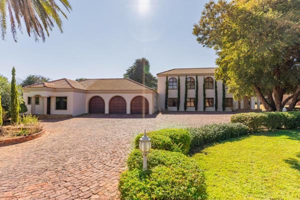 Welcome to a Masterpiece.

Live in your own hotel. And bring the family.

Situated in Wilkoppies Klerksdorp’s top suburb, in a very ...