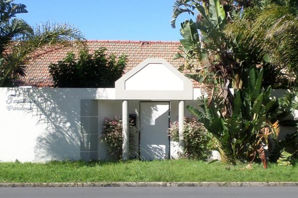 Bonnidoon / nahoon.  R9,860p/m
Spacious 2x Bedroom townhouse, which offers lots of ...