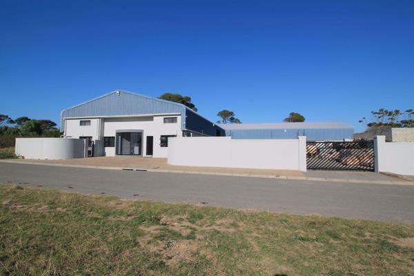 Located in Port Alfred&#39;s Industrial area, this expansive commercial property boasts ...