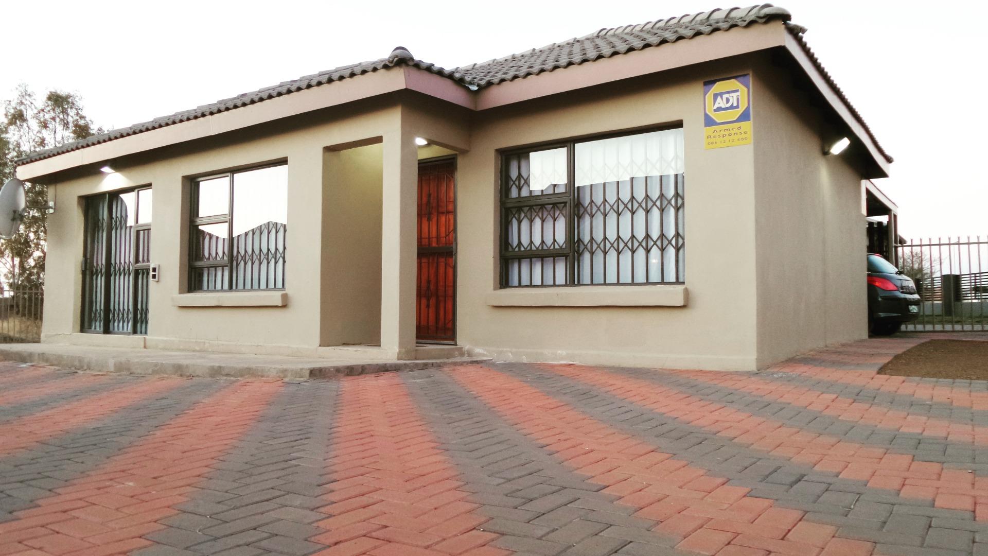 3 Bedroom House to rent in Vista Park - 27707 Vista Park, Bloemfontein