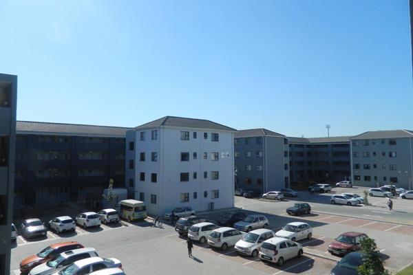 AVAILABLE: 1 FEBRUARY 2025
This unfurnished apartment is situated in the well-known and sought-after Belhar Views complex that is ...