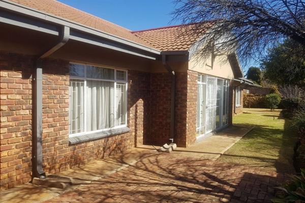 This face brick low maintenance property is in the market. Close to businesses and on one of the busy roads of Potchefstroom. It is ...