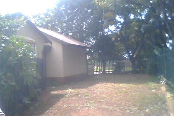 Stand alone flatlet to let in sought after neighborhood. Situated next to a guard house. ...