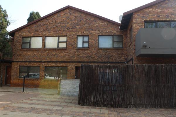 Stylish &amp; affordable 1-bedroom apartment for R4950, water R335,00  per month (fixed ...