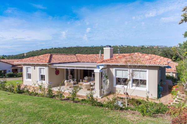 This spacious, light and airy house in a security estate will offer you an unforgettable holiday.

From the moment you enter the front ...